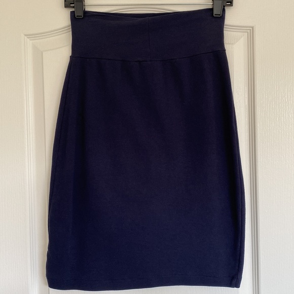 American Apparel high waisted pencil skirt - Picture 2 of 4